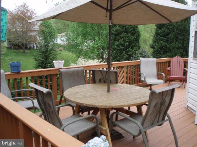 10413 Sweepstakes Road Damascus, MD 20872 - Photo 8 of 9 Deck