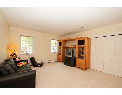 128 Maple Street Lexington, MA 02420 - Photo 15 of 30 Gallery Image 15