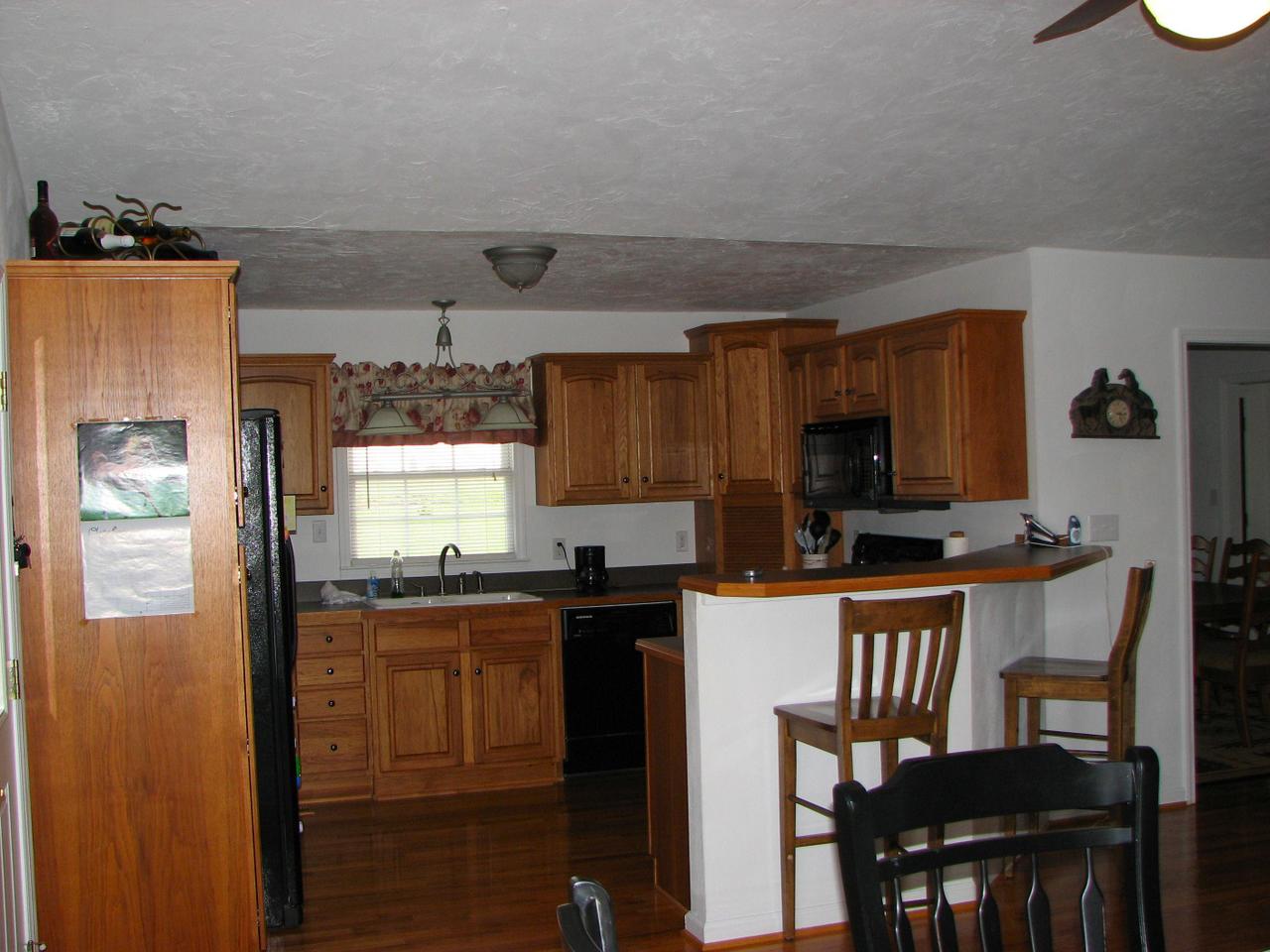 1504 Broken Bow Road Moneta, VA 24121 - Photo 18 of 31 Full view of Kitchen