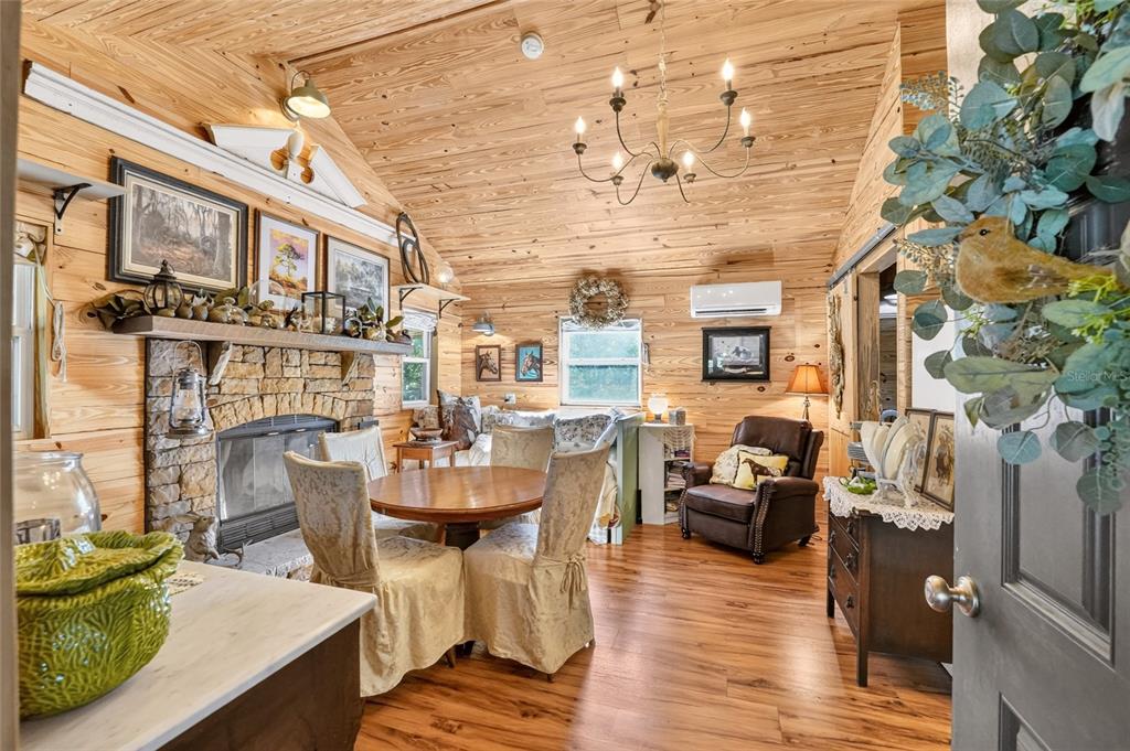5661 Northwest 219th Street Road Micanopy, FL 32667 - Photo 5 of 81 Gallery Image 5