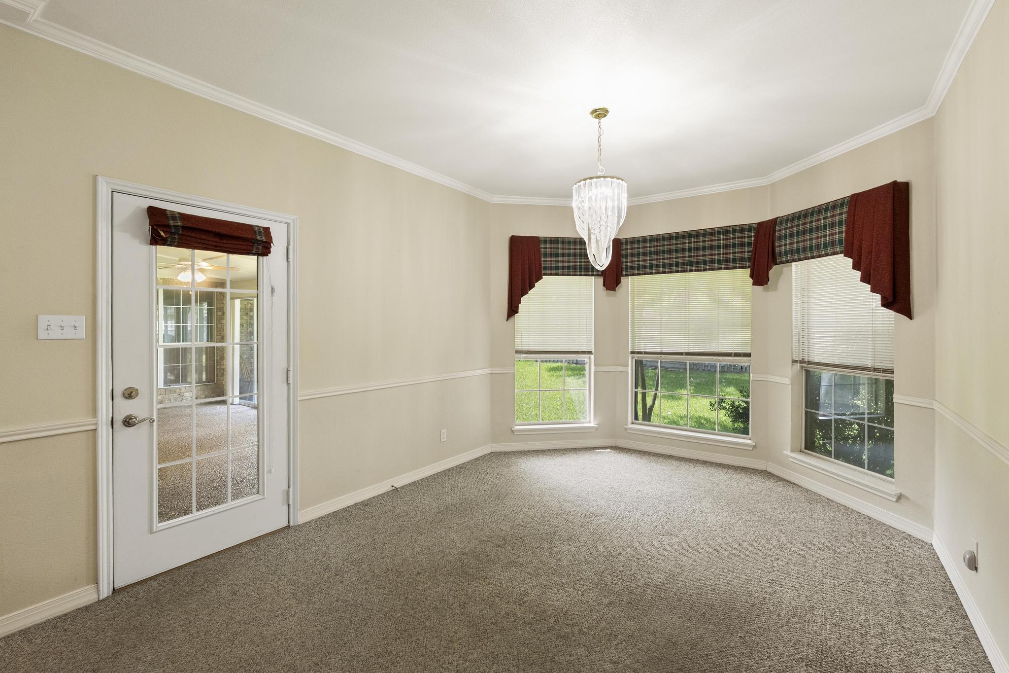 1906 Meadow Ridge Drive Taylor, TX 76574 - Photo 11 of 24