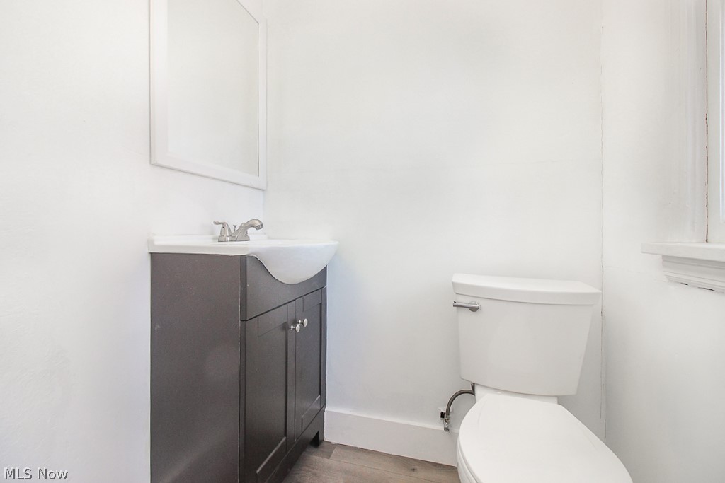 1677 Carlyon Road Cleveland, OH 44112 - Photo 25 of 35