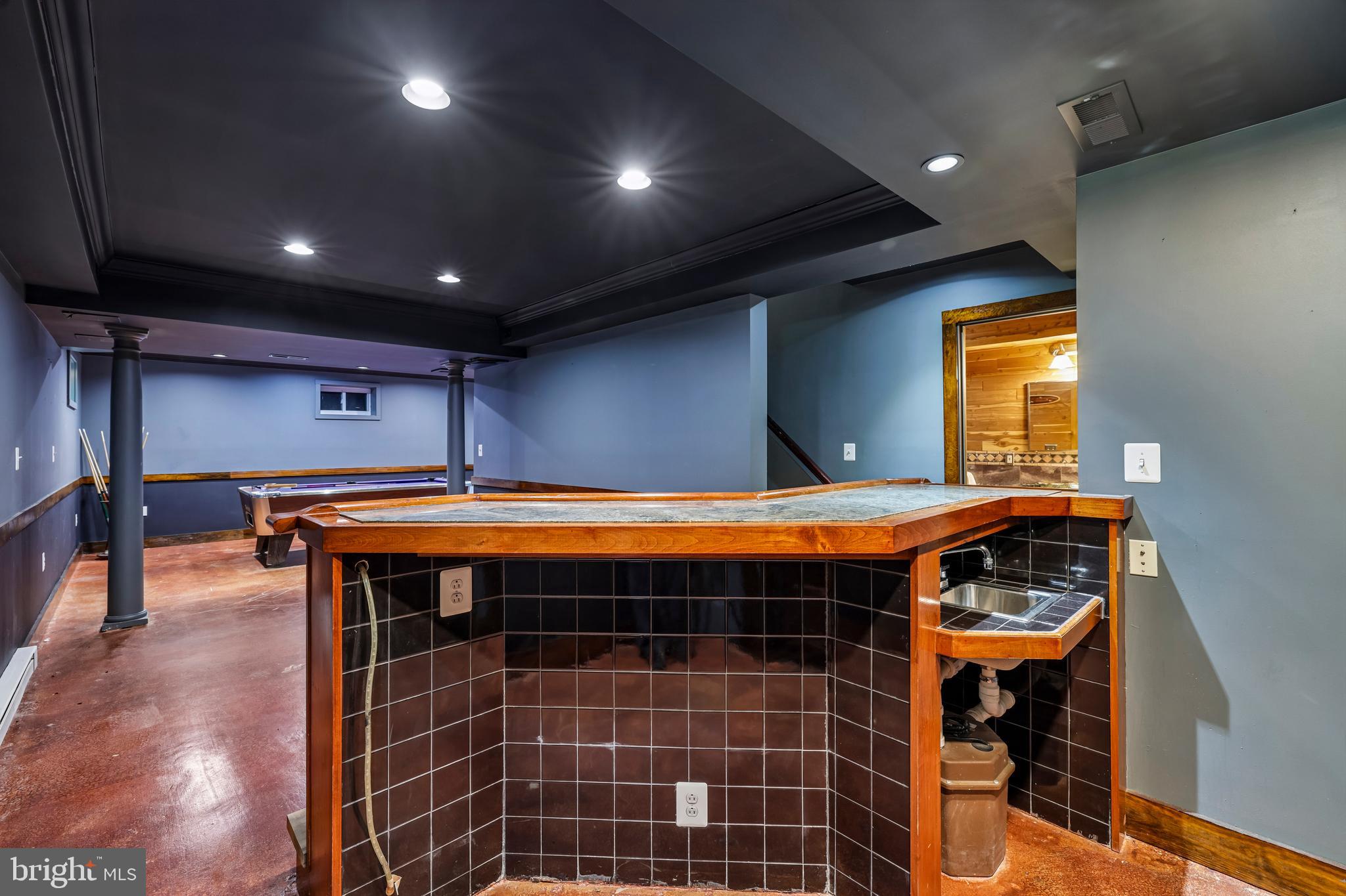 683 Powhatan Beach Road Pasadena, MD 21122 - Photo 47 of 70 Lower Level Wet Bar