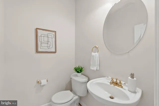 $1,650,000 | 1050 Northfalls Court, Great Falls, VA 22066