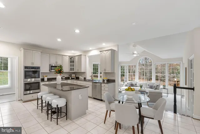 $1,650,000 | 1050 Northfalls Court, Great Falls, VA 22066