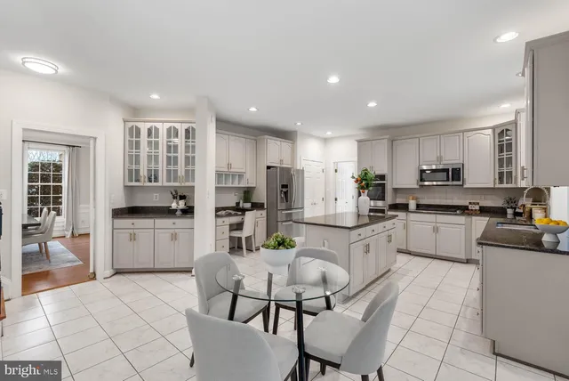 $1,650,000 | 1050 Northfalls Court, Great Falls, VA 22066