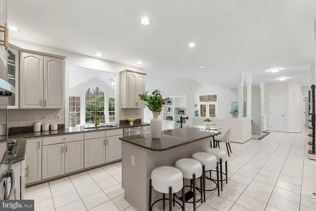 $1,650,000 | 1050 Northfalls Court, Great Falls, VA 22066