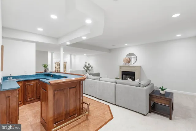 $1,650,000 | 1050 Northfalls Court, Great Falls, VA 22066