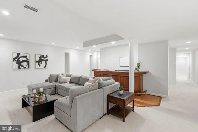 $1,650,000 | 1050 Northfalls Court, Great Falls, VA 22066