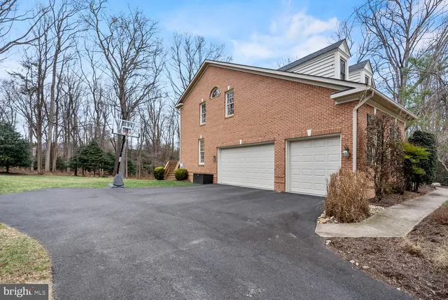 $1,650,000 | 1050 Northfalls Court, Great Falls, VA 22066