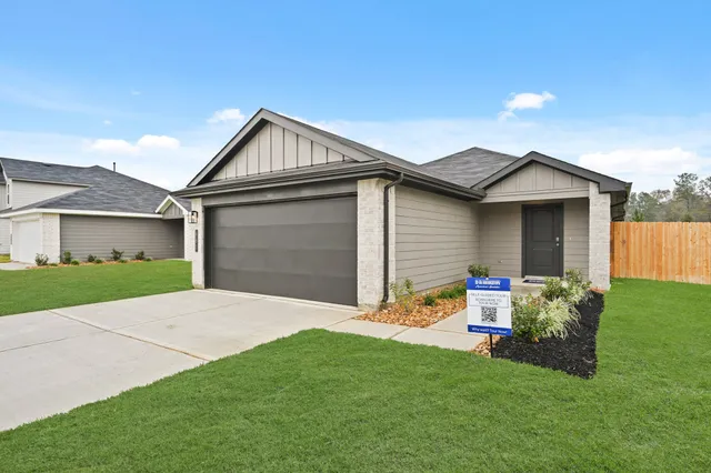 $274,990 | 981 Sutherland Fls Street, Conroe, TX 77303