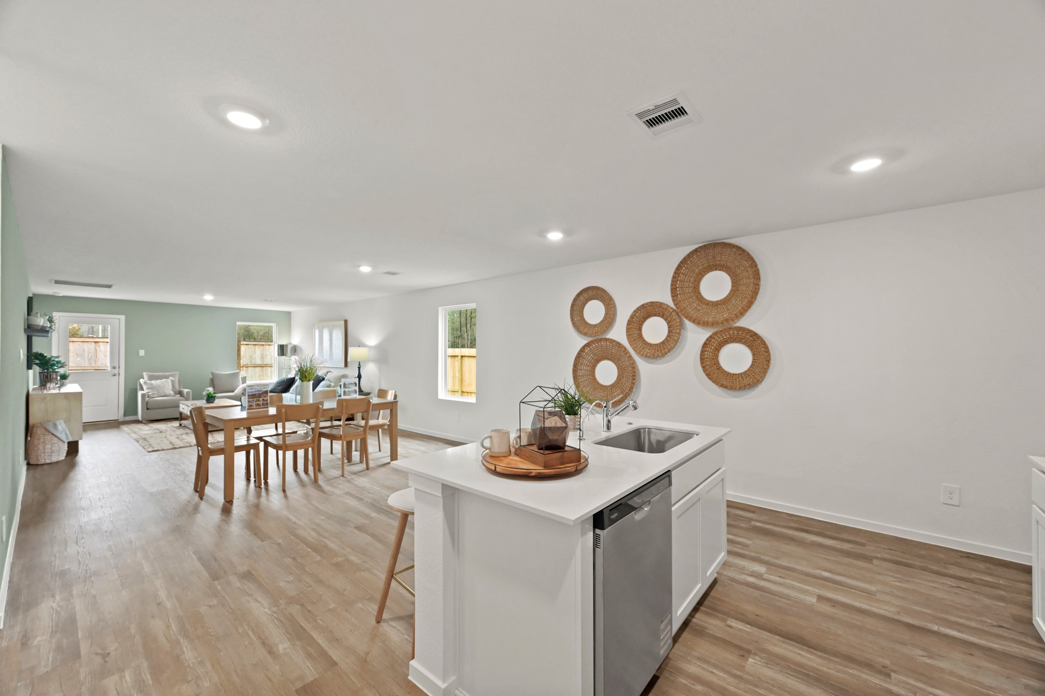 981 Sutherland Fls Street Conroe, TX 77303 - Photo 7 of 28