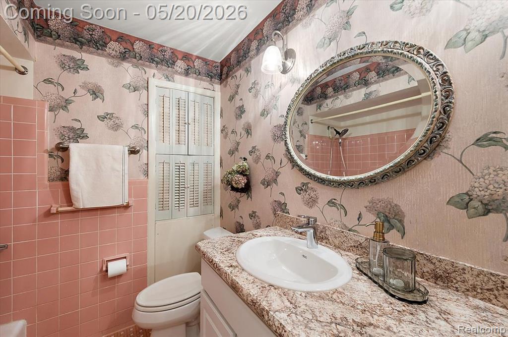 28416 Westerleigh Road Farmington, MI 48334 - Photo 14 of 30
