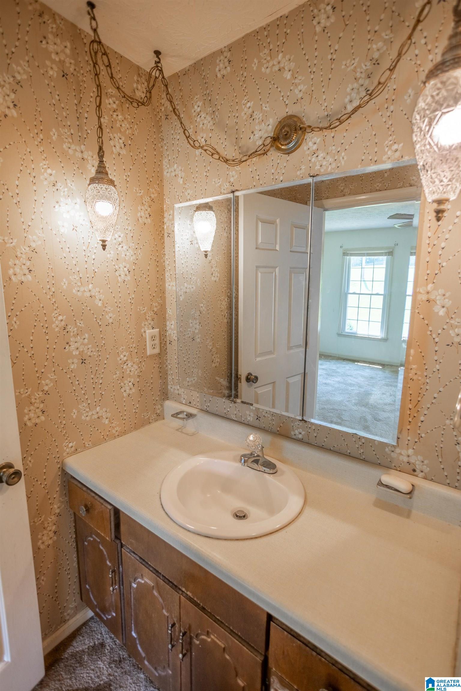 803 Shady Lane Weaver, AL 36277 - Photo 24 of 34