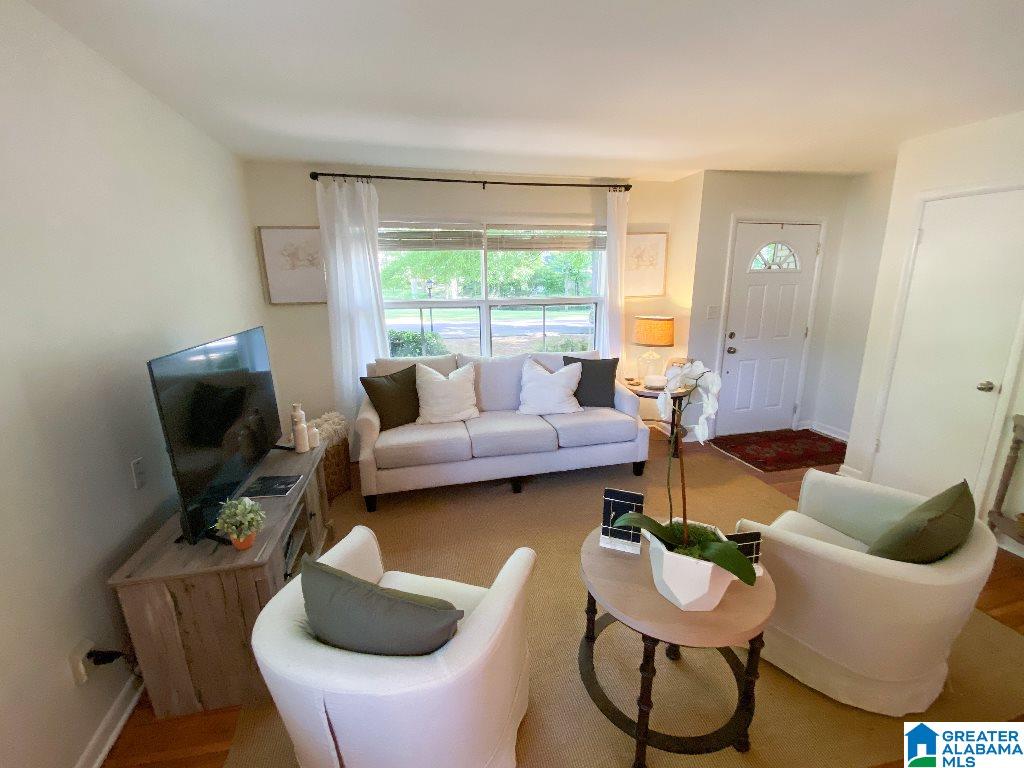 1012 Queensbury Road Birmingham, AL 35209 - Photo 5 of 23