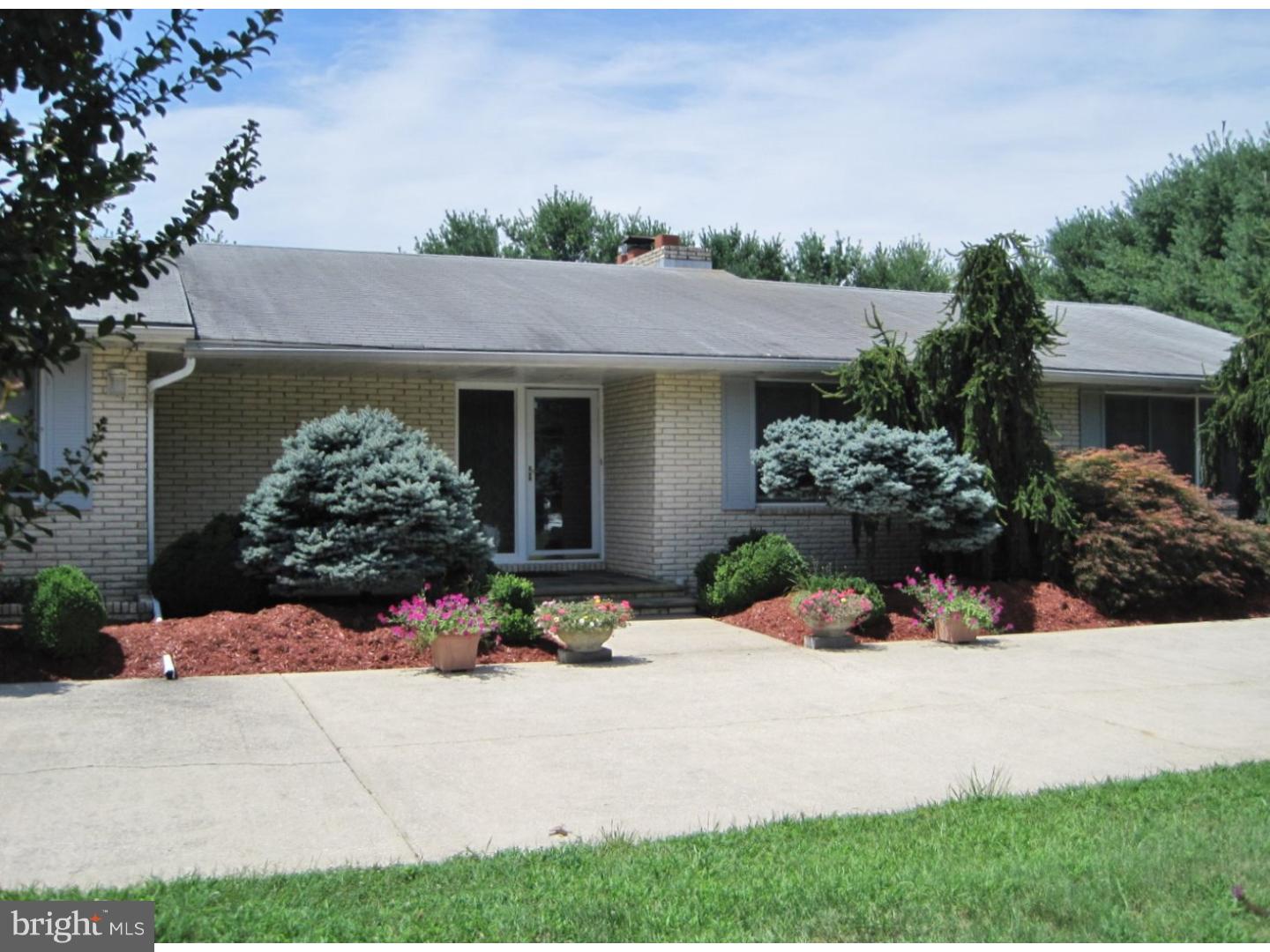 580 South 1st Road Hammonton, NJ 08037 - Photo 3 of 25 Gallery Image 3
