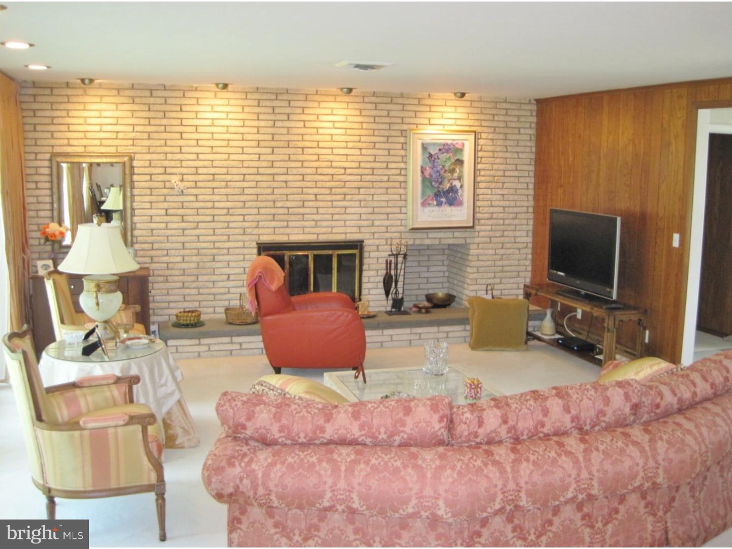 580 South 1st Road Hammonton, NJ 08037 - Photo 6 of 25 Gallery Image 6