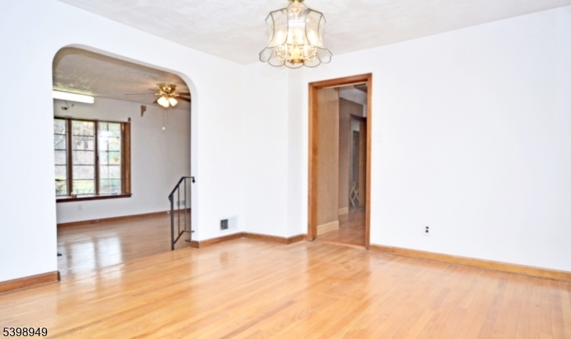 47 Brookside Drive Warren, NJ 07059 - Photo 7 of 15