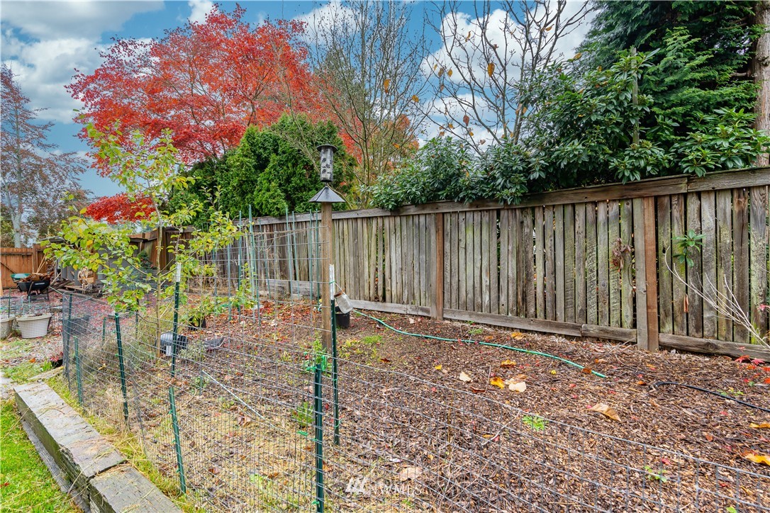 419 Southwest 126th Street Seattle, WA 98146 - Photo 17 of 18 Gallery Image 17