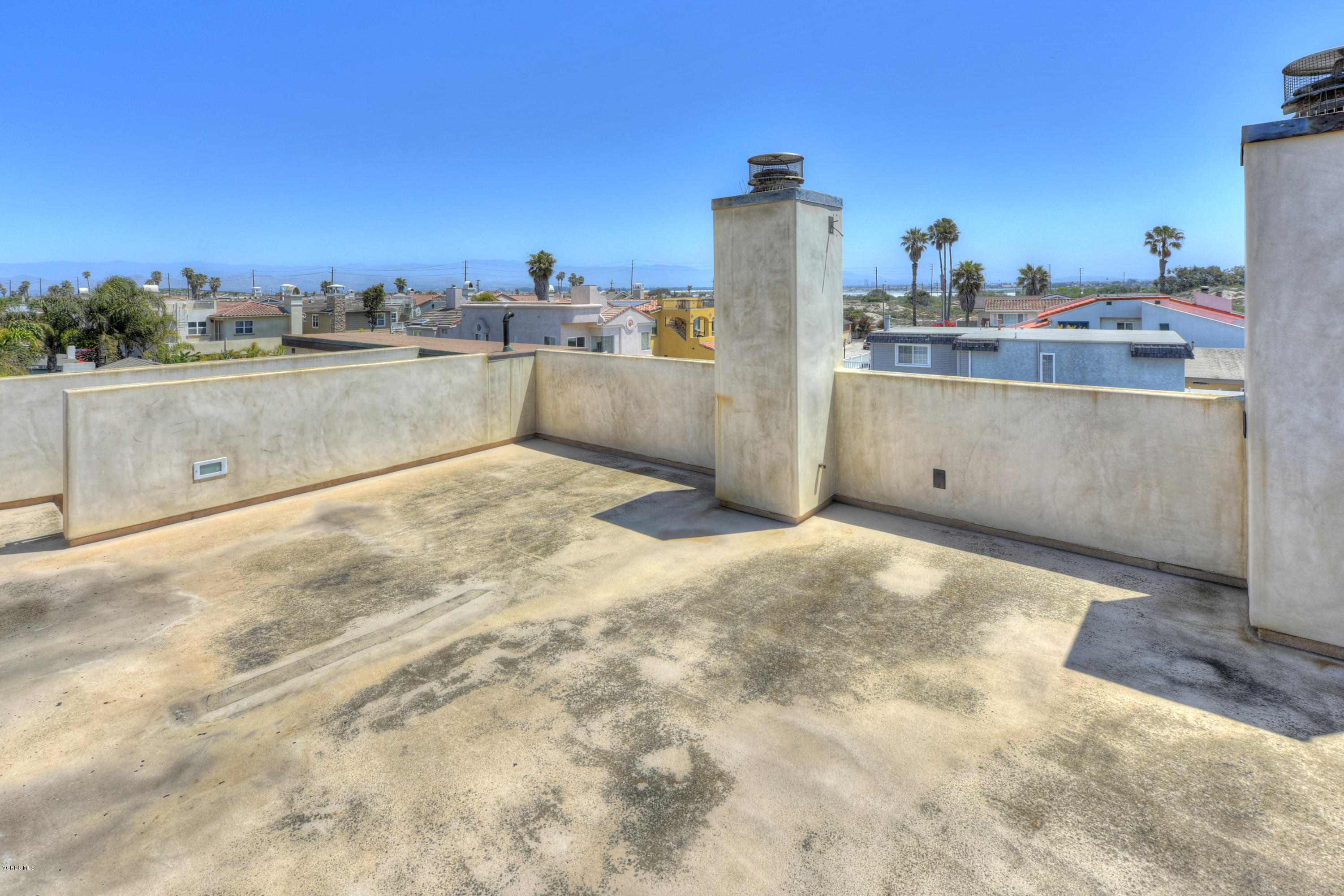 5042 Sealane Way Oxnard, CA 93035 - Photo 36 of 42 318145_sealane_096_r