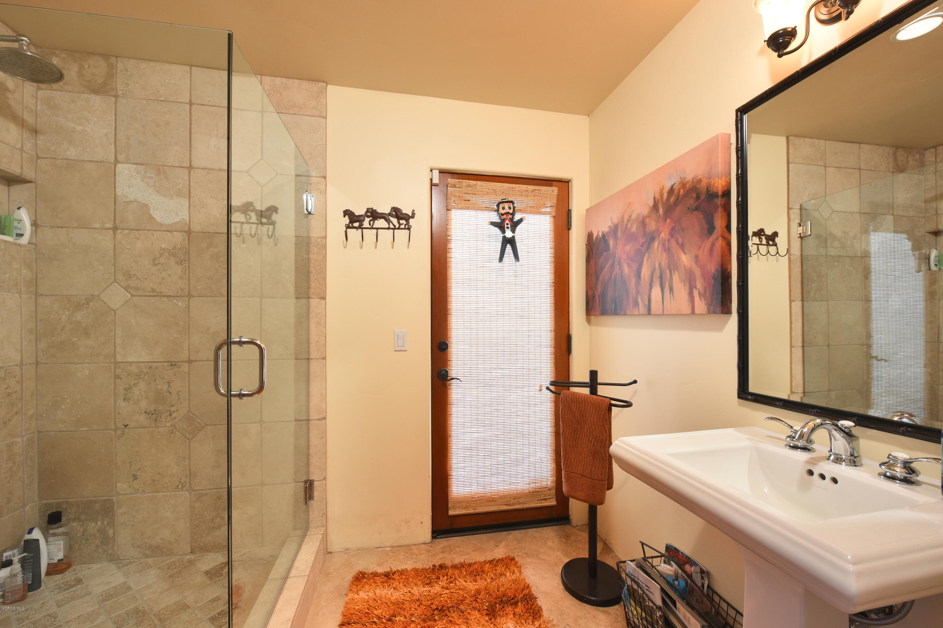 5042 Sealane Way Oxnard, CA 93035 - Photo 5 of 42 318145_sealane_054