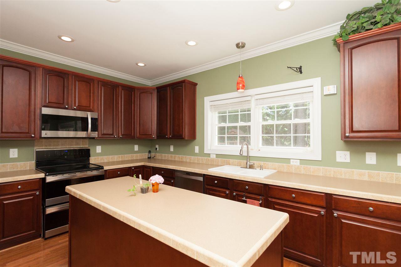 8317 Stephenson Road Cary, NC 27518 - Photo 6 of 23 Gallery Image 6