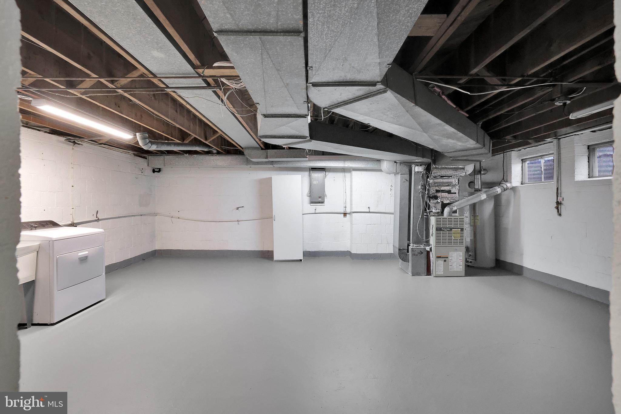 6718 Old Chesterbrook Road McLean, VA 22101 - Photo 38 of 49 a view of a garage