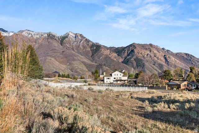 1205 North Elk Rdg Lane, Unit 202 Alpine, UT 84004 - Photo 71 of 88 Expansive mountain landscape with snow-capped peaks