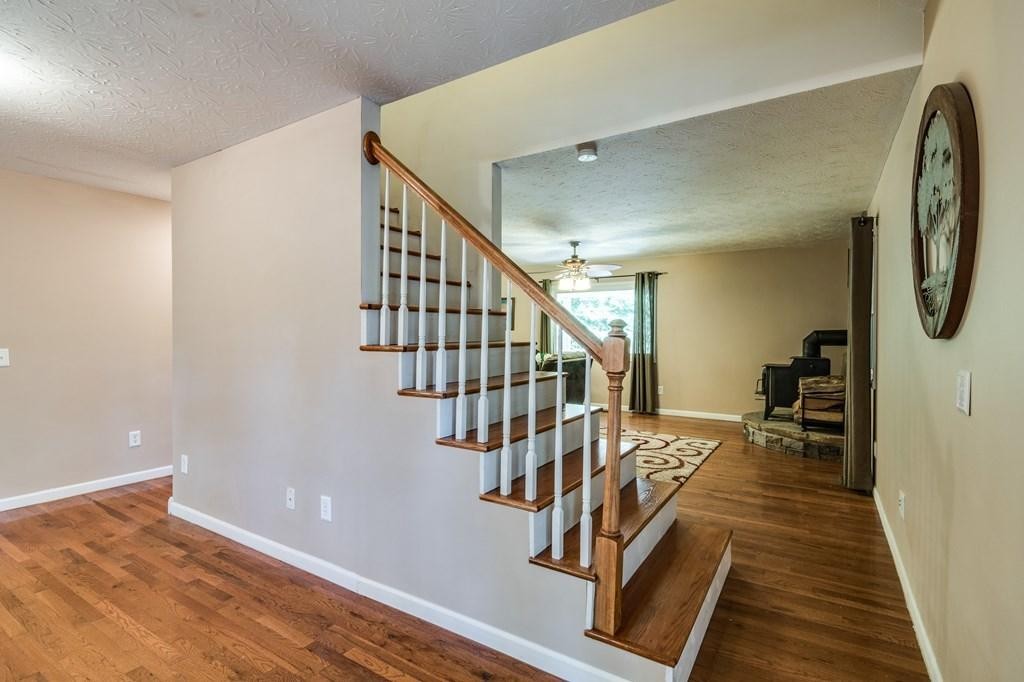 421 South Cave Valley Road Byrdstown, TN 38549 - Photo 23 of 37 Gallery Image 23