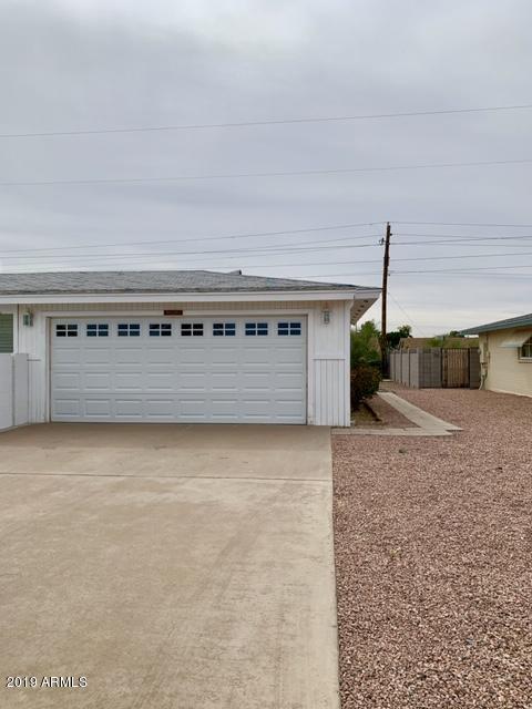 6223 East Decatur Street Mesa, AZ 85205 - Photo 6 of 38 Garage door