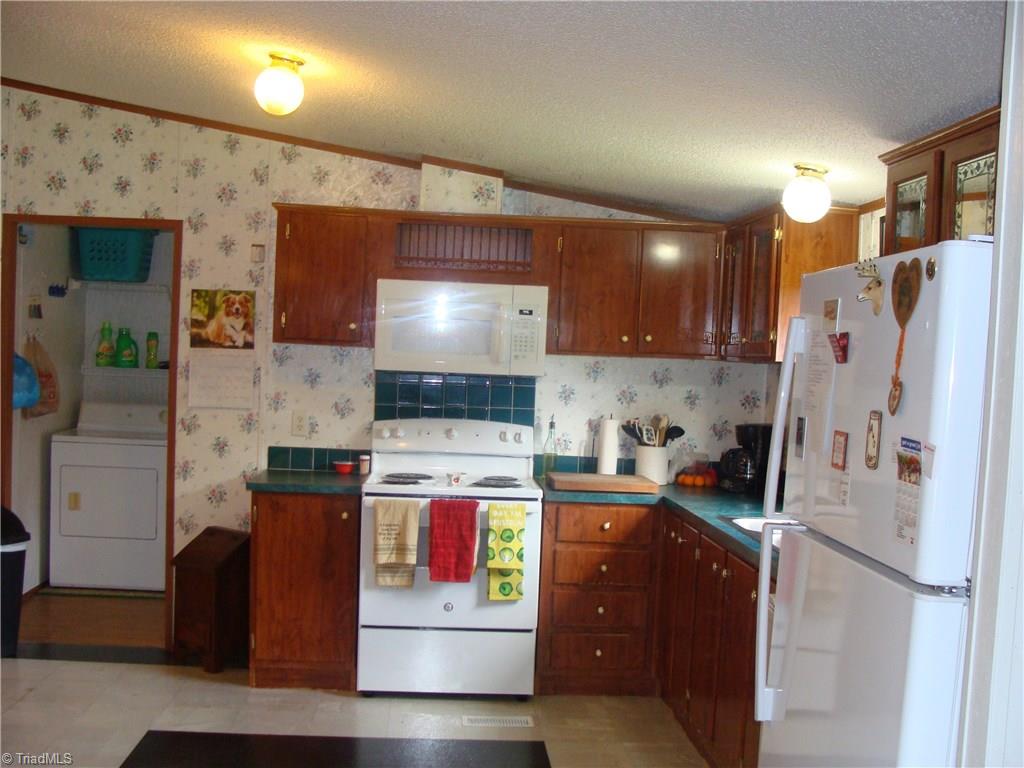 406 Martin Byrd Road Elkin, NC 28621 - Photo 15 of 23 Gallery Image 15
