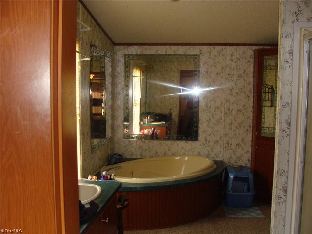 406 Martin Byrd Road Elkin, NC 28621 - Photo 17 of 23 Gallery Image 17