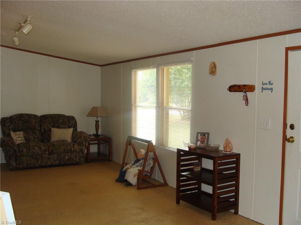 406 Martin Byrd Road Elkin, NC 28621 - Photo 8 of 23 Gallery Image 8