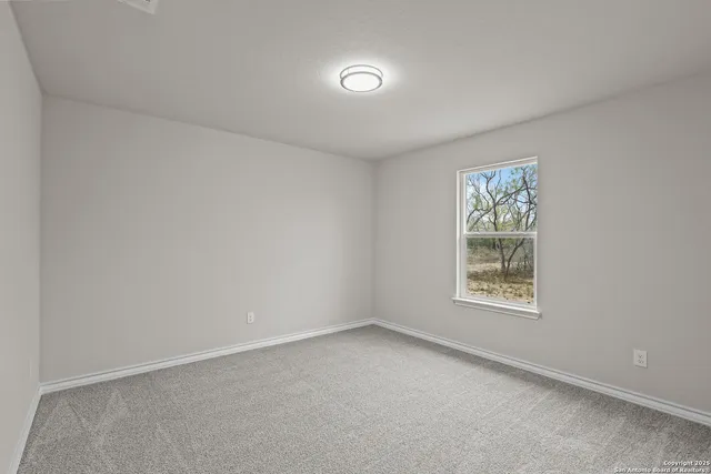 $439,750 | 149 Sylas Hayes Loop, Pleasanton, TX 78064