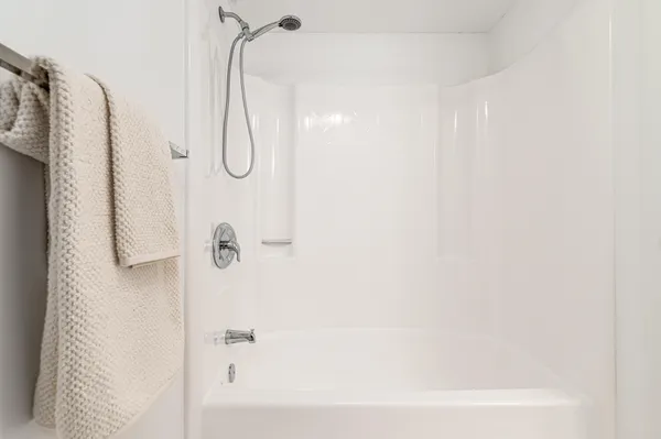 $1,900 | 3254 Southeast Aster Lane, Unit J238, Stuart, FL 34994