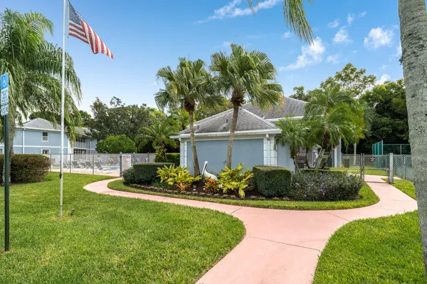 $1,900 | 3254 Southeast Aster Lane, Unit J238, Stuart, FL 34994