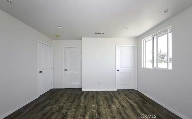 $3,800 | 220 West 112th Street, Los Angeles, CA 90061