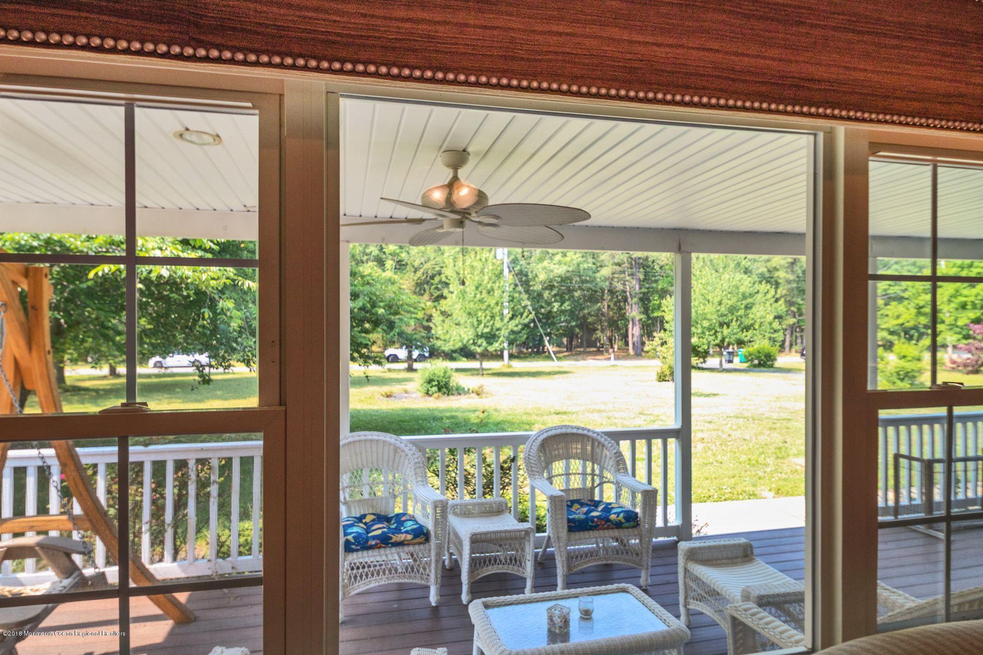 103 Porter Road Howell, NJ 07731 - Photo 4 of 24 20