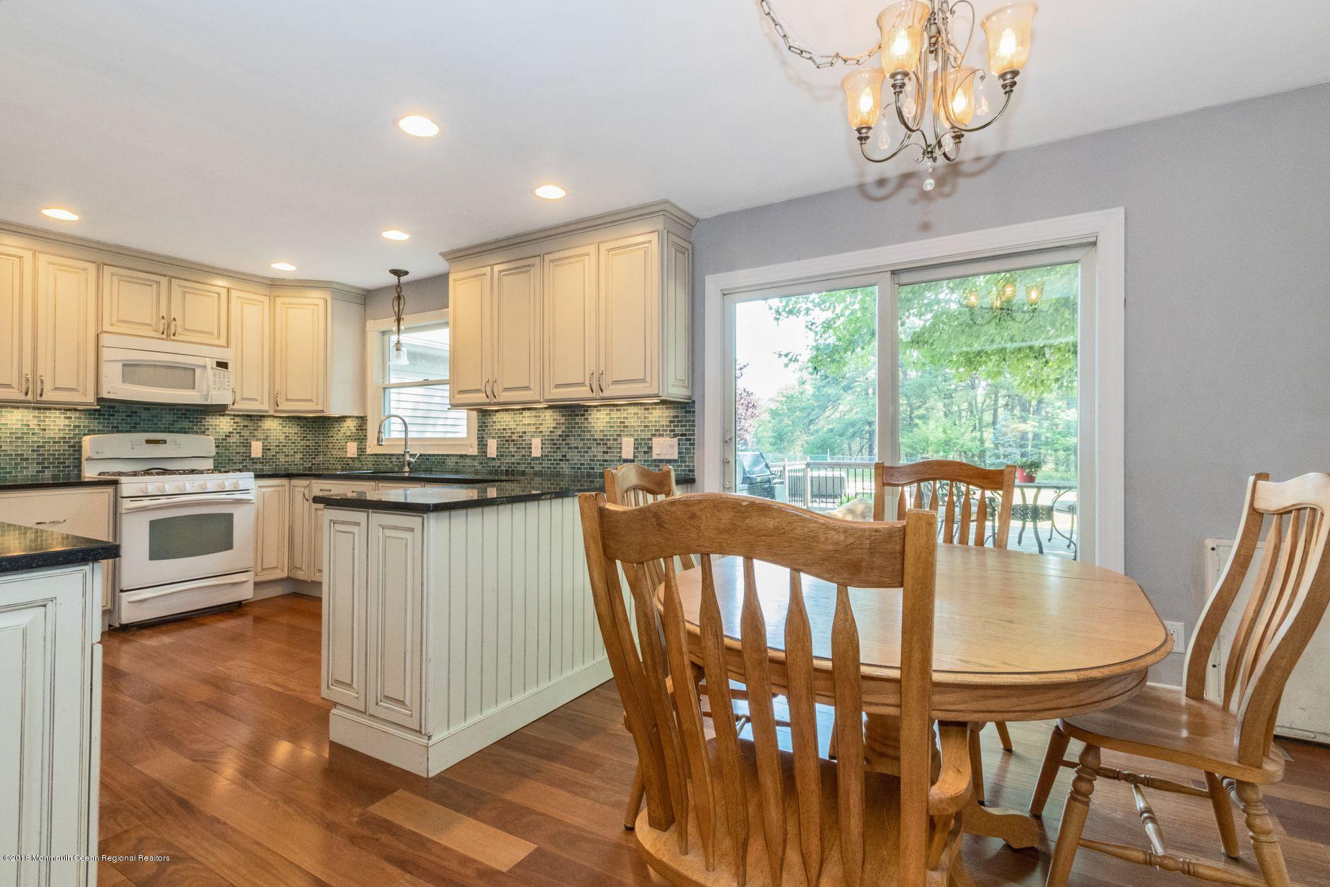 103 Porter Road Howell, NJ 07731 - Photo 8 of 24 6