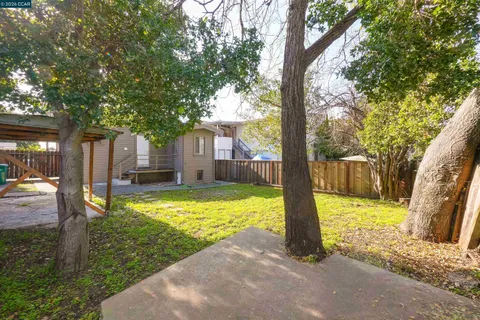 a view of a house with swimming pool