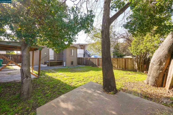 $649,000 | 2596 MacArthur Boulevard, Oakland, CA 94602