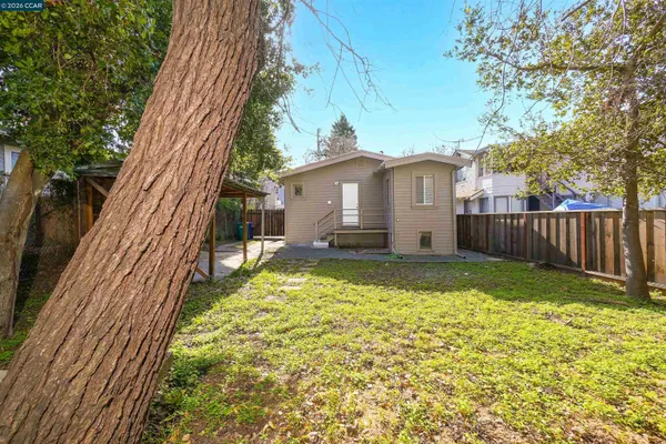 $649,000 | 2596 MacArthur Boulevard, Oakland, CA 94602