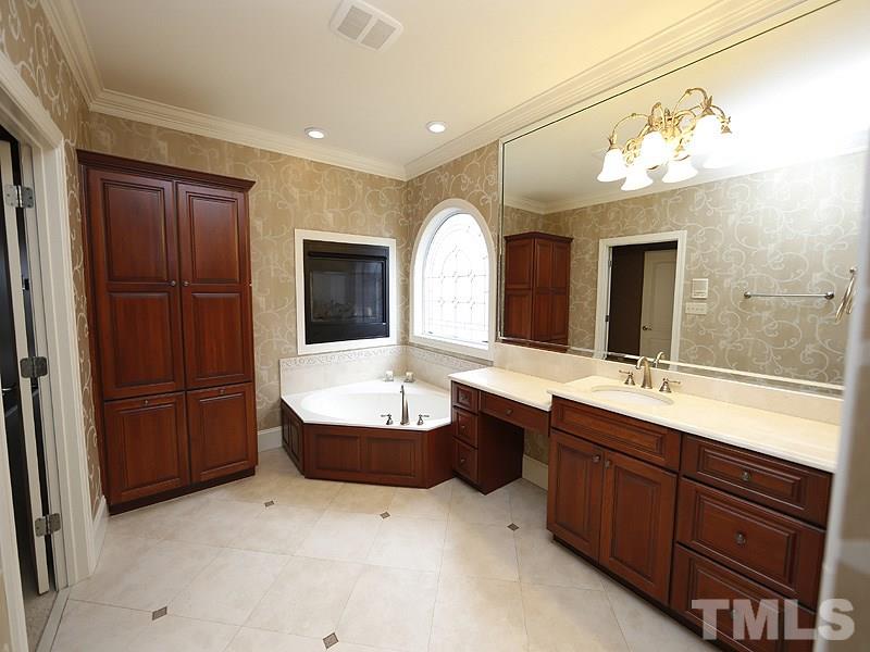 1808 Torrington Street Raleigh, NC 27615 - Photo 14 of 25 Gallery Image 14