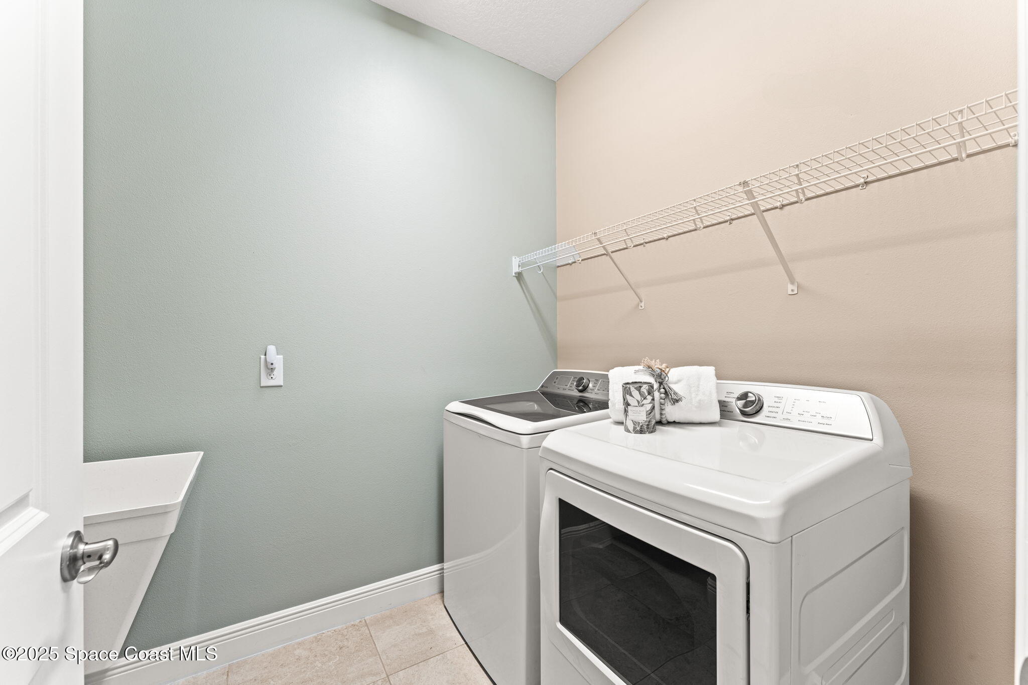 3387 Caviston Way Melbourne, FL 32940 - Photo 27 of 57 37-web-or-mls-3387 Caviston Way-37