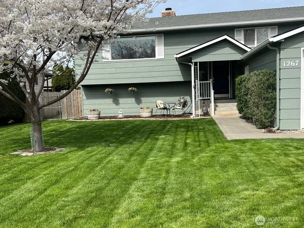 $570,000 | 1267 Southeast Constitution Drive, College Place, WA 99324