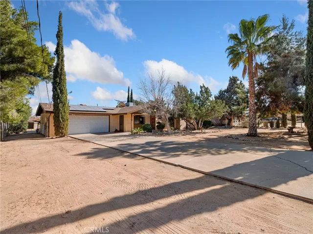 $439,000 | 7485 Glider Avenue, Hesperia, CA 92345