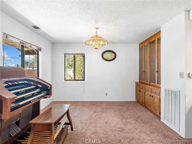 $439,000 | 7485 Glider Avenue, Hesperia, CA 92345