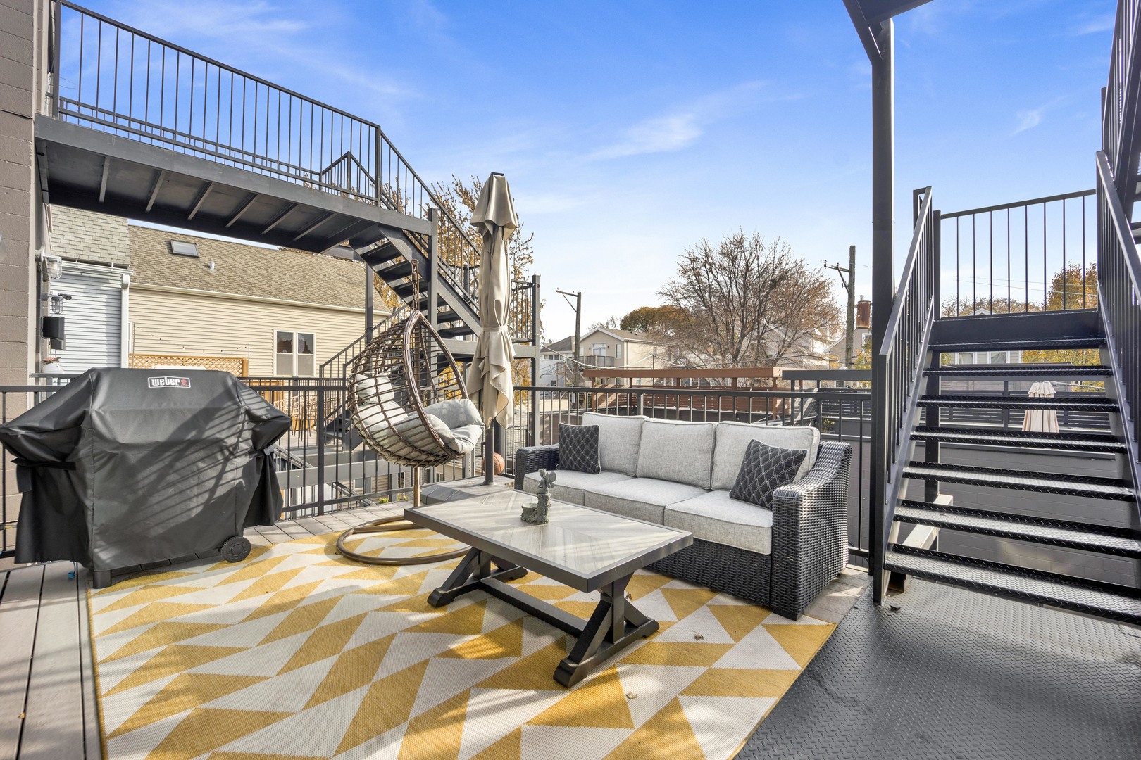 1533 West Barry Avenue, Unit 2 Chicago, IL 60657 - Photo 24 of 31