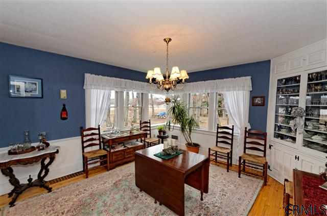 1220 Ferry Road Niskayuna, NY 12309 - Photo 10 of 20 Main house