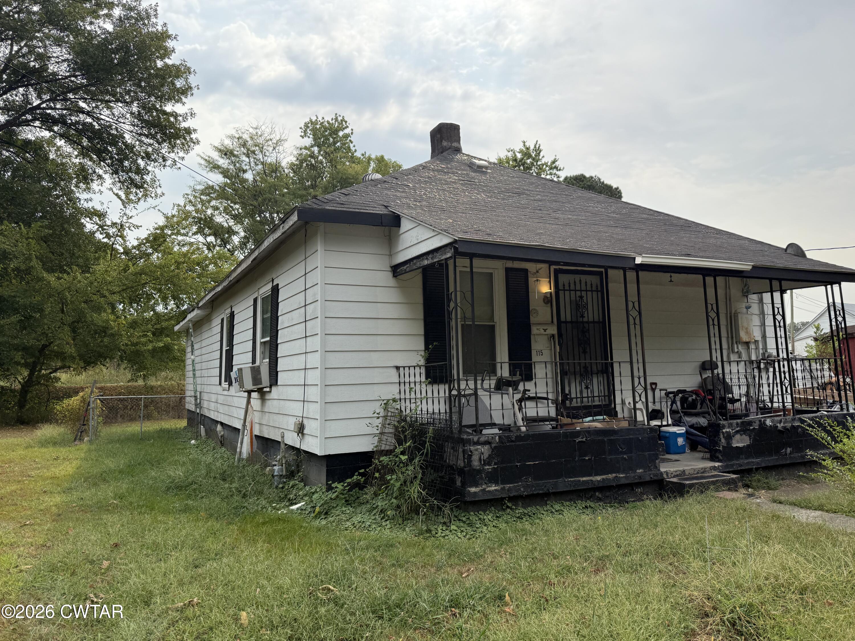 115 Mott Street South Fulton, TN 38257 - Photo 1 of 3 IMG_6936